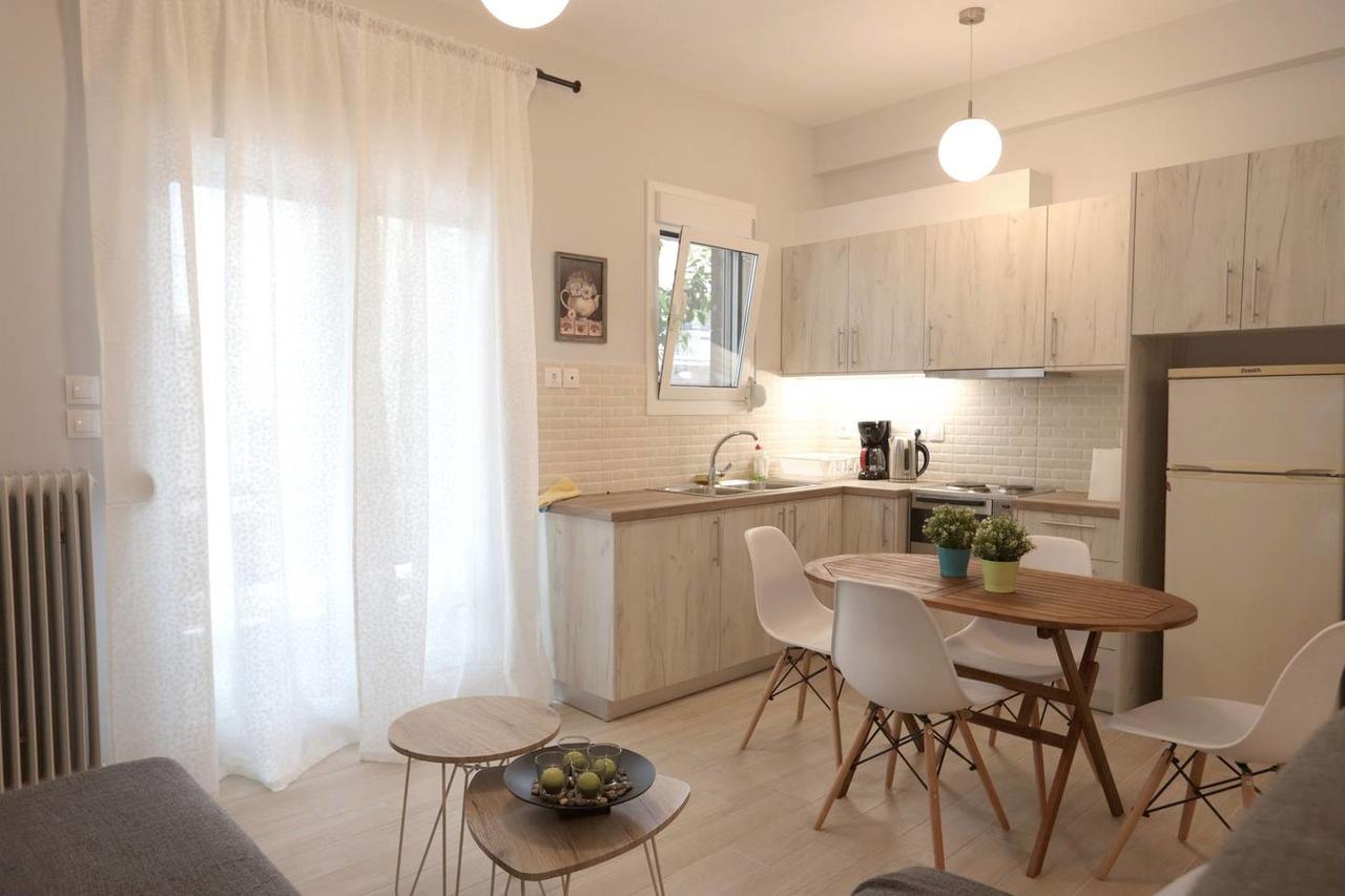 Pale Coloured Apt In Athens Historic Centre Екстериор снимка