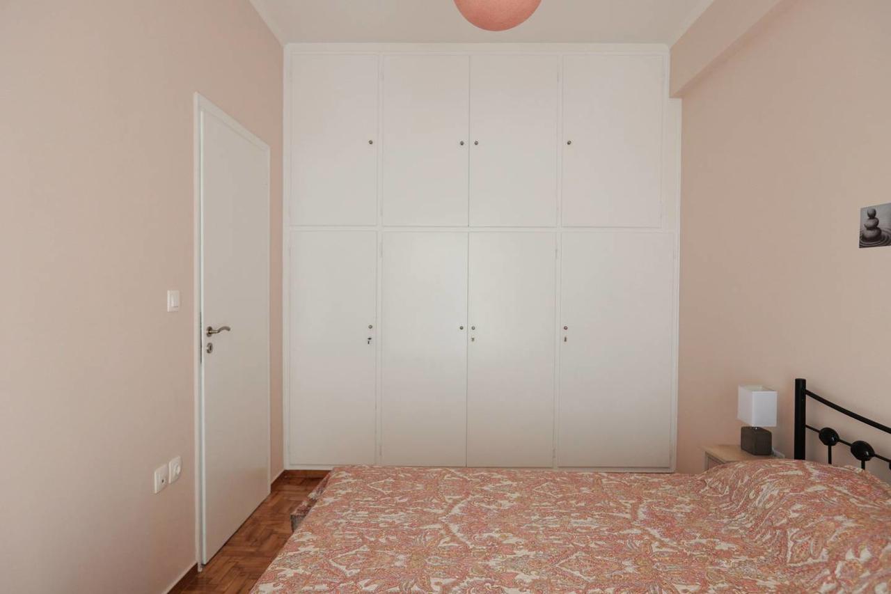 Pale Coloured Apt In Athens Historic Centre Екстериор снимка