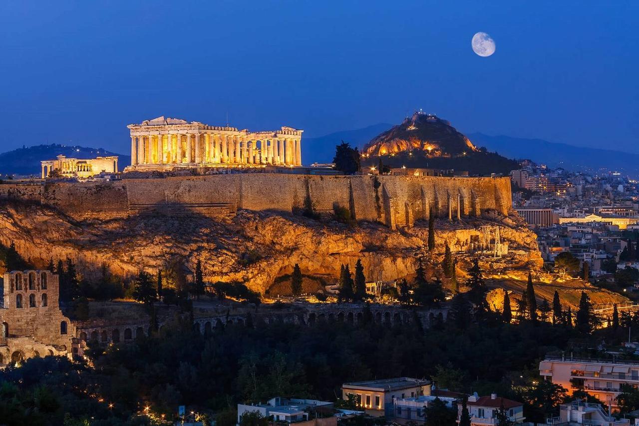 Pale Coloured Apt In Athens Historic Centre Екстериор снимка